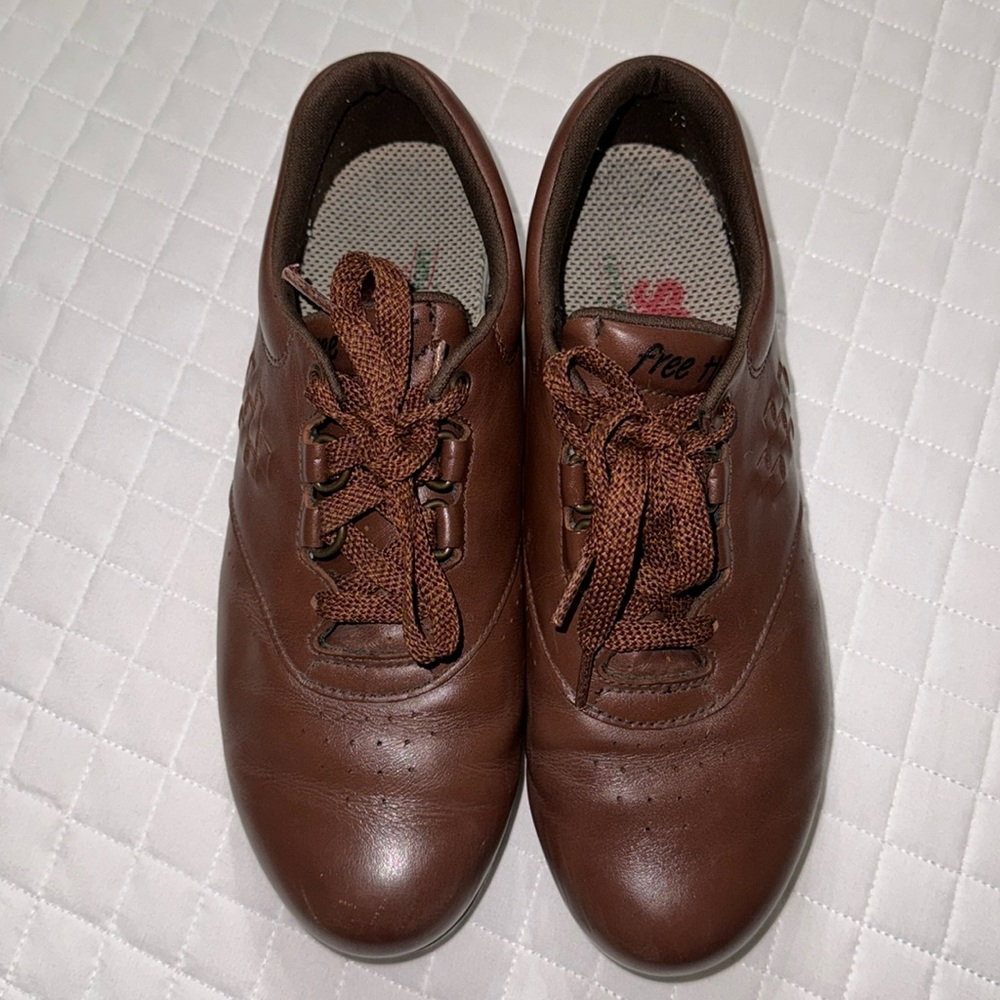 SAS Free Time - Walking Shoe Size 7M